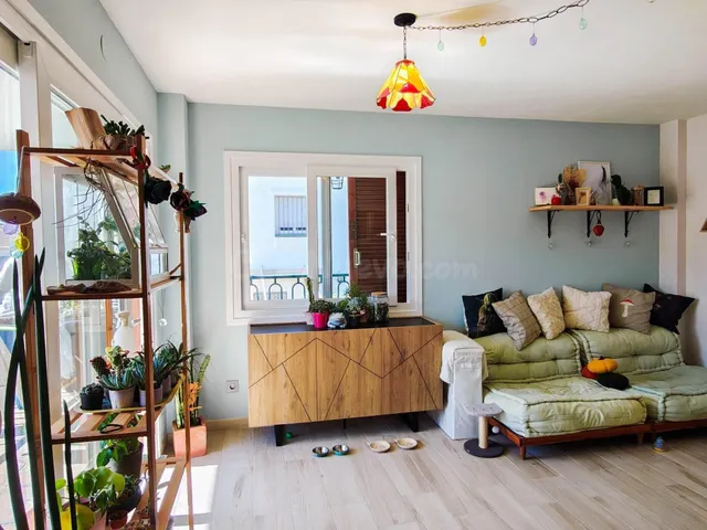 PISO EN VENTA CON TERRAZA, PARKING Y JARDIN – Urb. PUIG PELÓ