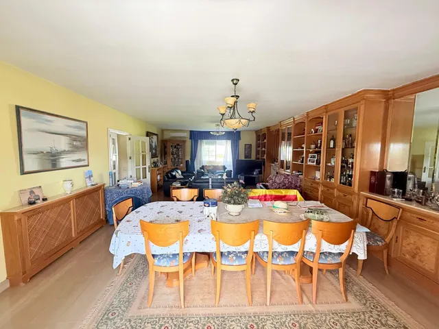 VENTA EN PLENO DOMINIO · Gran chalet de 545 m2 con placas solares y parcela privada de 3.000 m2 · Boadilla del Monte — 7