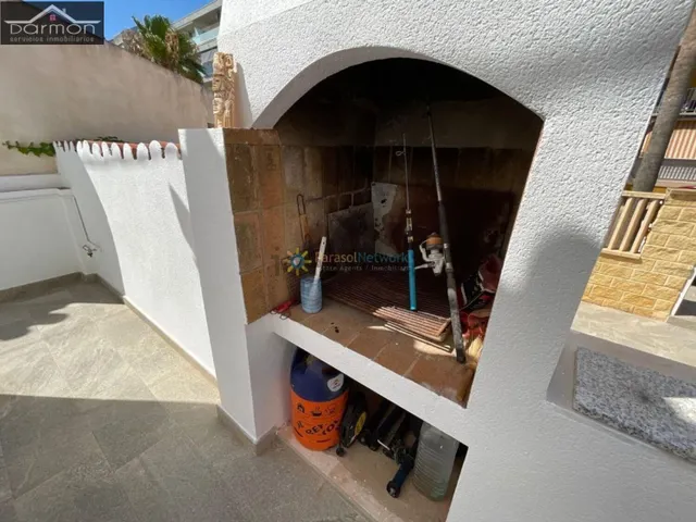EN VENTA O ALQUILER — 8