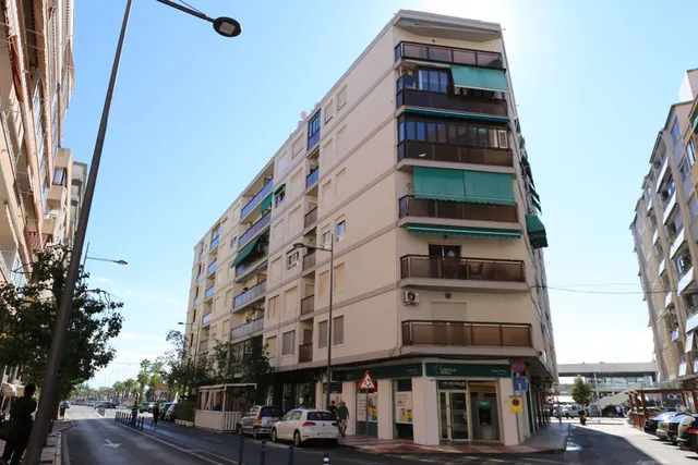 Apartamento recientemente reformado al lado del mar !!! — 49