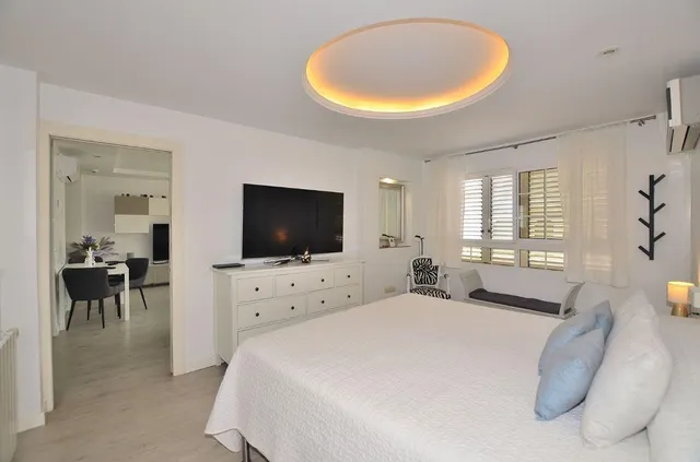 Un piso espectacular, totalmente reformado, en pleno centro de Arroyo de la Miel — 7