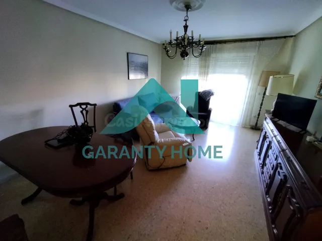 ¡AMPLIO PISO EN VENTA EN ANTONIO HURTADO, CÁCERES! — 3