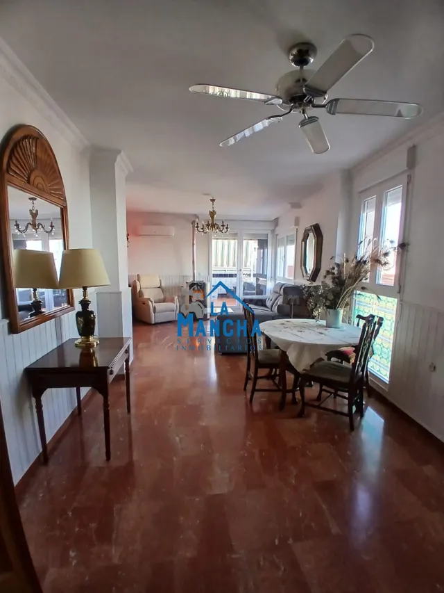 INMOBILIARIA LA MANCHA VENDE ATICO EN ZONA CENTRICA DE ALBAC - foto 5