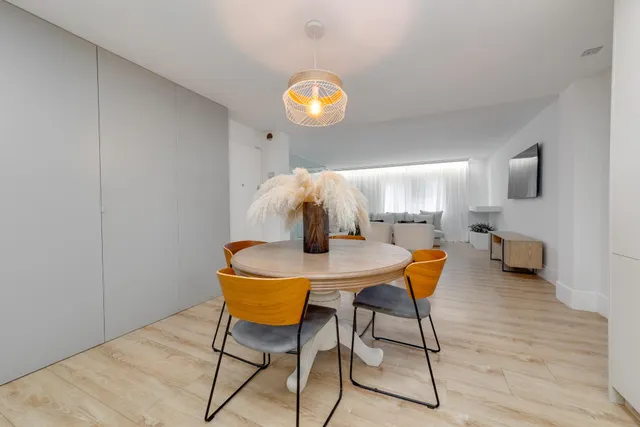 EXCLUSIVA VIVIENDA DE 250M2 EN DOS PLANTAS, CENTRICA Y A 200M DE LA PLAYA DEL CURA — 12
