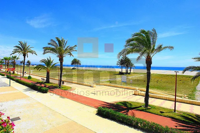 EXPLENDIDO DÚPLEX EN LA PLAYA DE VERA — 2
