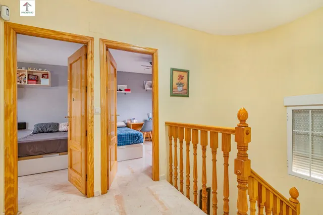 ¡AMPLIA CASA DE 4 DORMITORIOS, 3 BAÑOS Y CALEFACCIÓN CENTRAL EN LA ZUBIA! ✨ — 27