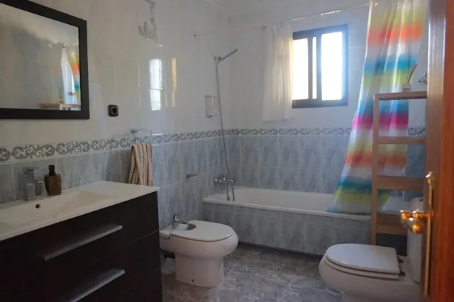 OPORTUNIDAD CHALET URBANO CON PISCINA EN LA GALIA — 19