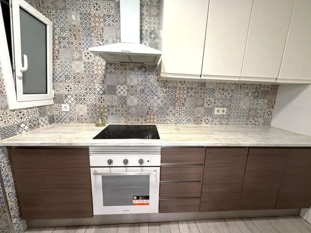 Amplio  Piso + Local en Singuerlin, Santa Coloma de Gramanet por €259.900 — 7