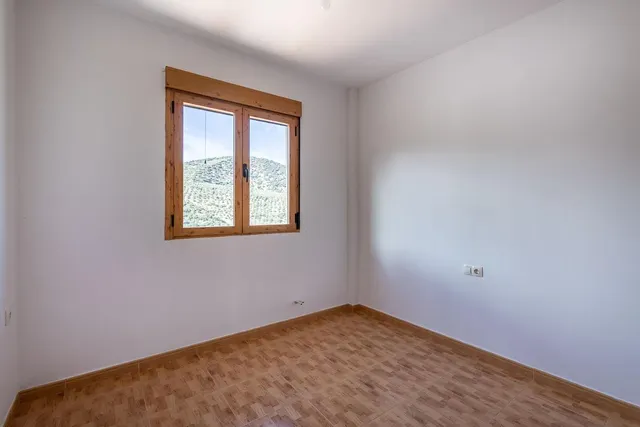 Unifamiliar en Torres de Jaén — 15