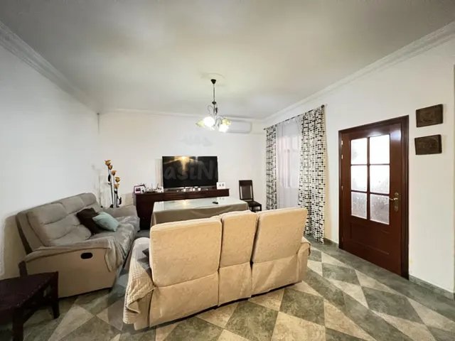 EN EXCLUSIVA, CASA EN ALAMEDA CON PISO EN PLANTA ALTA¡¡¡¡ - foto 3