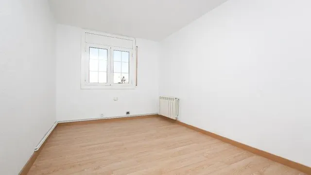 PISO EN VENTA CON INQUILINO - EL PRAT DE LLOBREGAT — 10