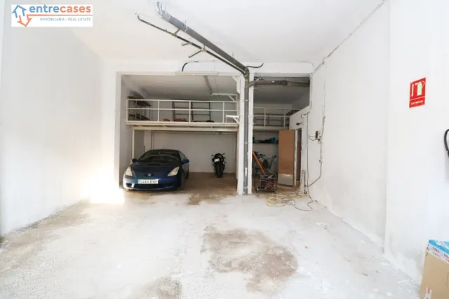 LOCAL COMERCIAL ZONA HISPANIDAD — 3