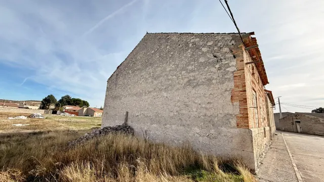 Casa en Venta en Calle Luis Minguela, 9, Frumales. Ref:2137 — 12