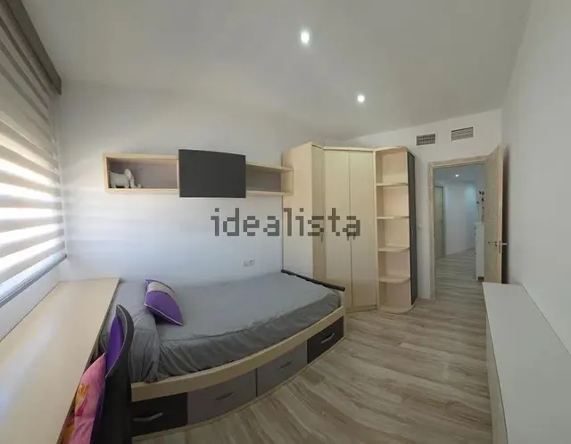 PISO MUY AMPLIO EN EL CENTRO DE MAZARRÓN — 11