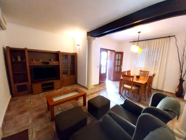 Casa hipotecable en alcolea con garaje, gran terraza y placas solares — 6
