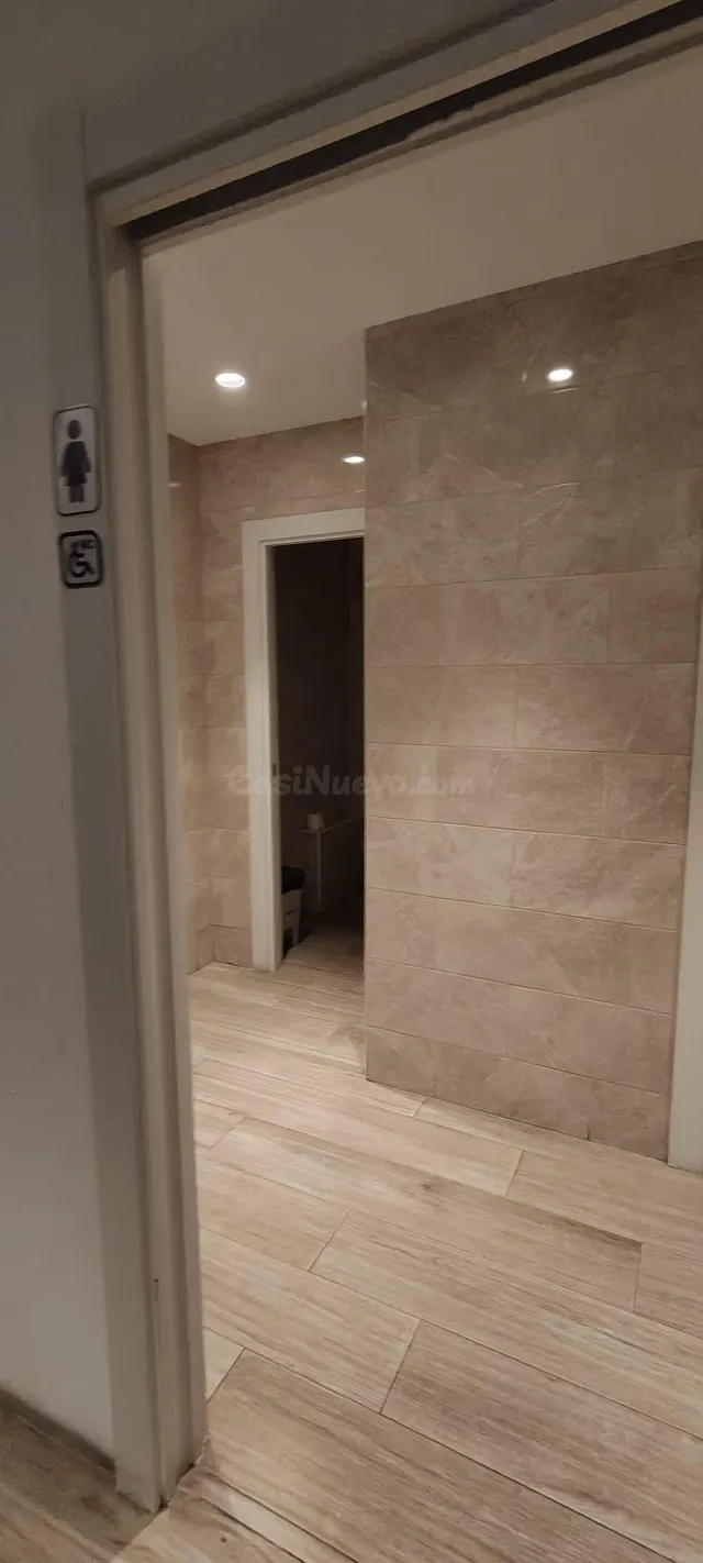 Traspaso de Gran Local Comercial — Valencia Centro - - foto 2