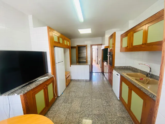 ✨ Amplio piso con gran potencial en Santa Catalina ✨ — 23