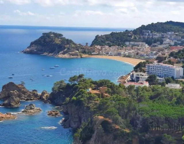 � Edificio en venta – Tossa de Mar (Costa Brava) - foto 5