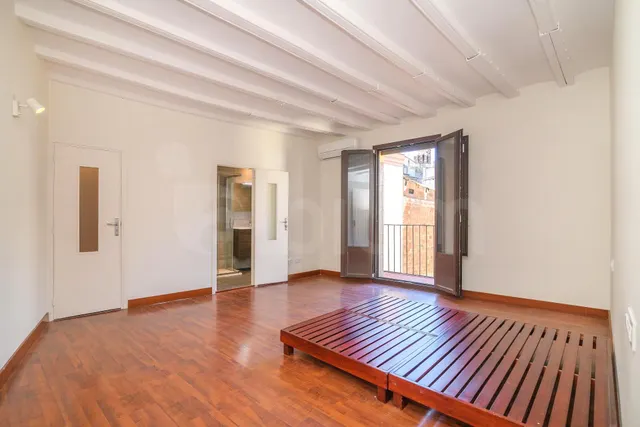 Exclusividad y versatilidad en el Gòtic: 155 m2 con doble configuración — 35