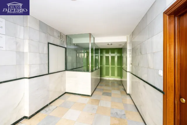 PISO DE 1 DORMITORIO CON TERRAZA Y EXCELENTE UBICACIÓN JUNTO AL MERCADONA — 7