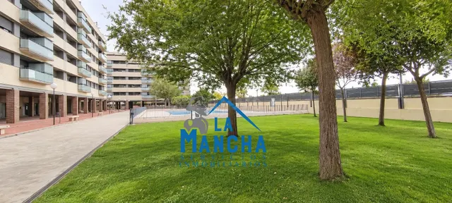 *950€ al mes* inmobiliaria la mancha alquila piso facultad de medicina de Albacete — 2