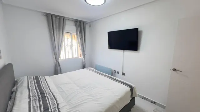 Bungalow Planta Alta 2 habitaciones 50m² en alquiler - Playa Flamenca — 30