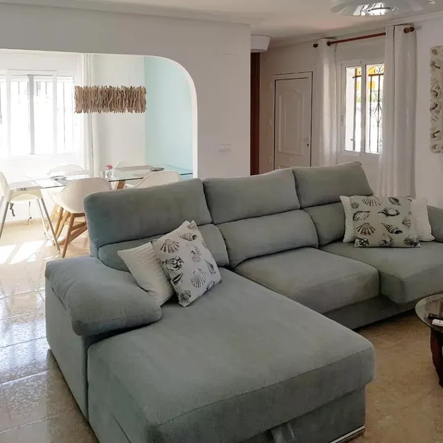 Encantadora villa con piscina privada, jardín y solárium en Monte y Mar, Gran Alacant — 16