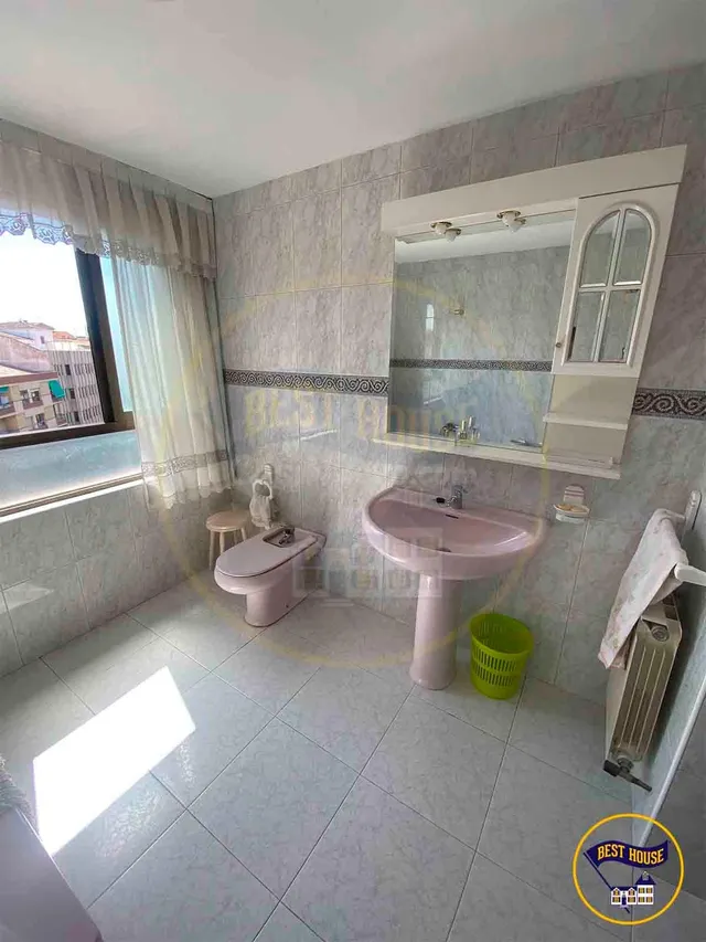 PISO EN VENTA EN PLENO CENTRO DE CUENCA — 24