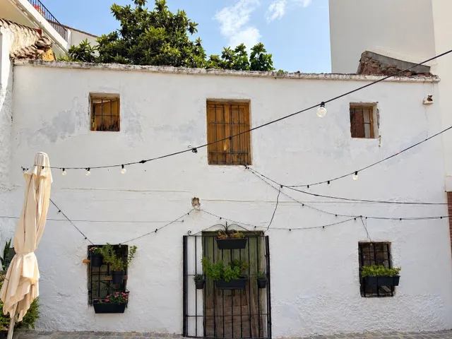 CASA PARA REFORMAR – PLAZA LA TRIBUNA, ARROYO DE LA MIEL — 18