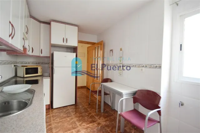 PISO AMPLIO Y LUMINOSO CERCA DE LA PLAYA – REF. 717 — 8