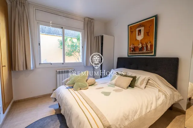 Chalet en venta con ascensor, piscina y grandes espacios en Canet de Mar — 41