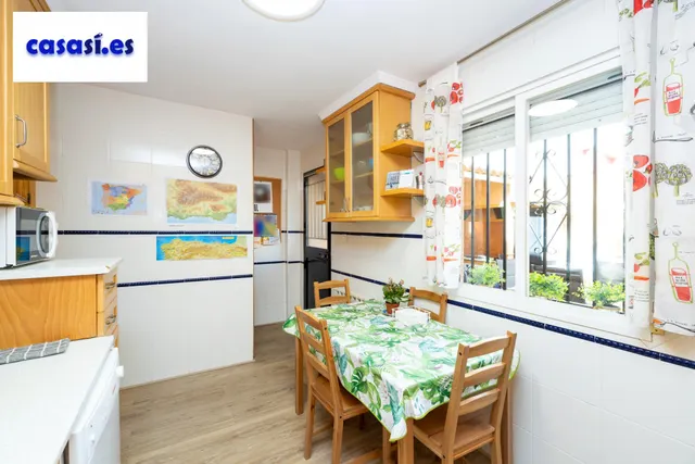 AMPLIA Y PRECIOSA CASA LISTA PARA ENTRAR A VIVIR!! — 24