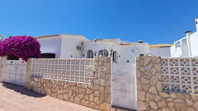Villa 2 habitaciones 107m² en venta - Zeniamar-Horizonte-La Campana — 28