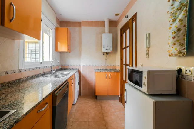 PISO EN VENTA EN LA CALLE ANCHA - foto 2