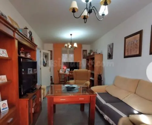 CASA CON PATIO - foto 3