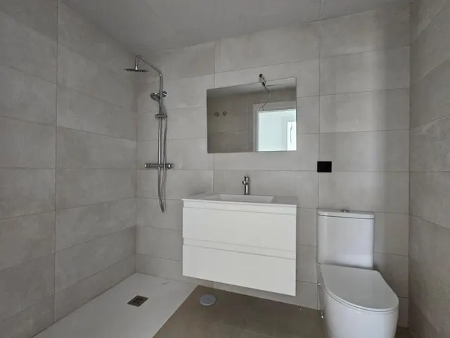 Ático Exclusivo con Vistas a la Playa y Salinas de Calpe — 9