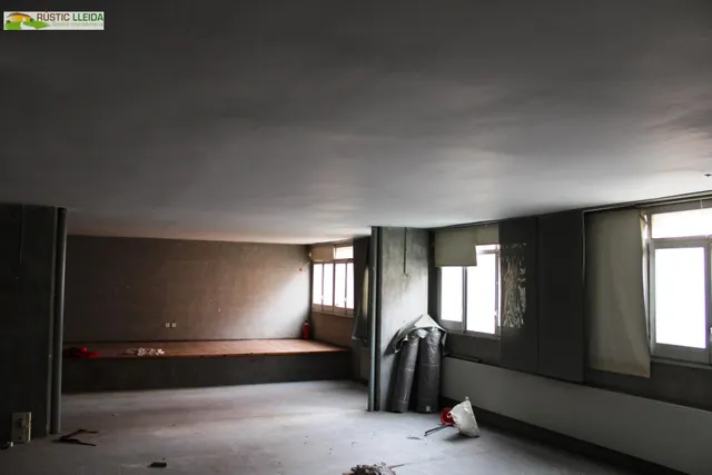 ¡Oportunidad en Tàrrega! Local comercial de 89 m2. — 3
