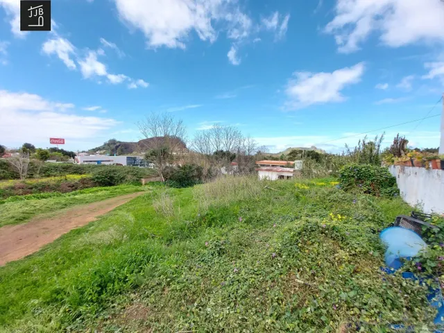 TERRENO URBANO CONSOLIDADO EN TACORONTE.