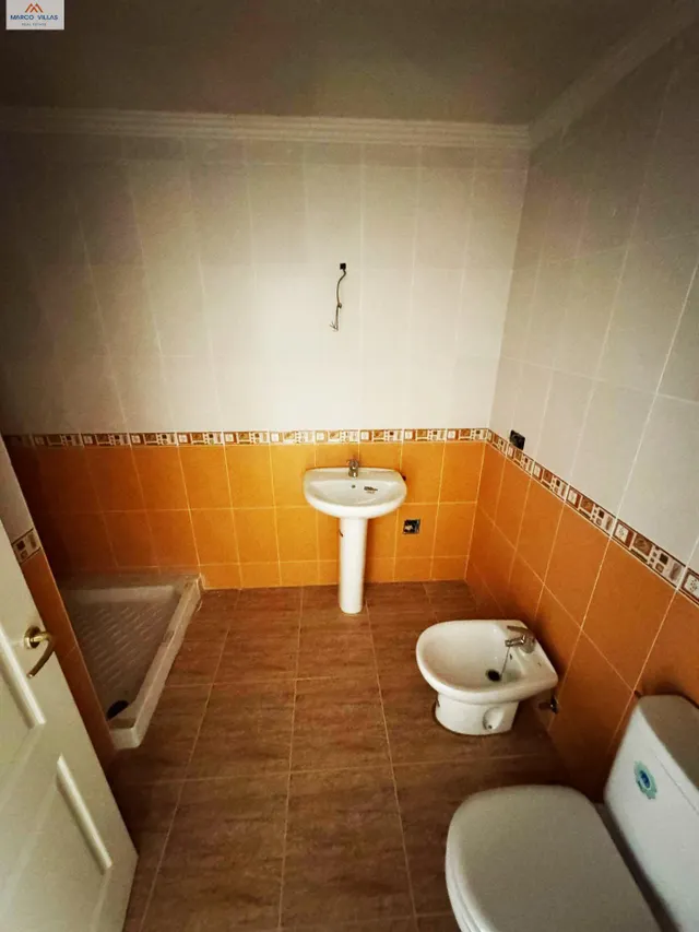 Edificio con 3 viviendas-1246LM — 9
