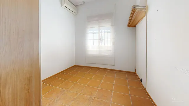 PARCELA EN PROINDIVISO CON VIVIENDA — 17