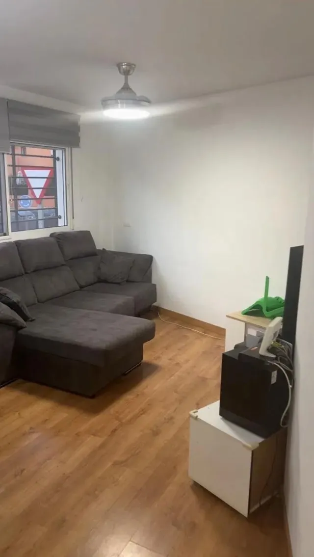 Precioso piso de 2 habitaciones cerca del mar en Torrebenagalbón — 11