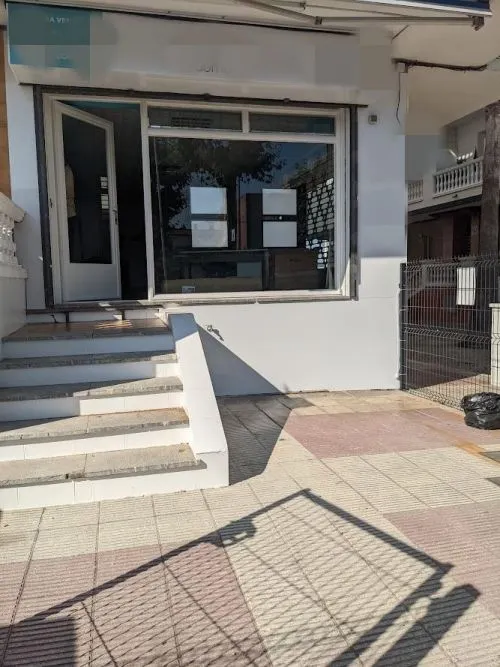 Local Comercial en Venta en Empuriabrava: Espacioso, Luminoso y Listo para Entrar — 18