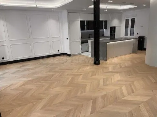 Señorial piso a escasos metros del Retiro