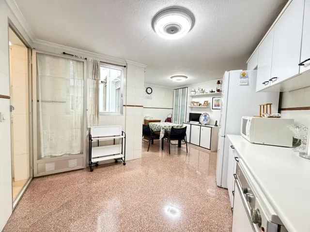 Vivienda con vistas a Plaza América, 3 dormitorios y garaje incluido — 12