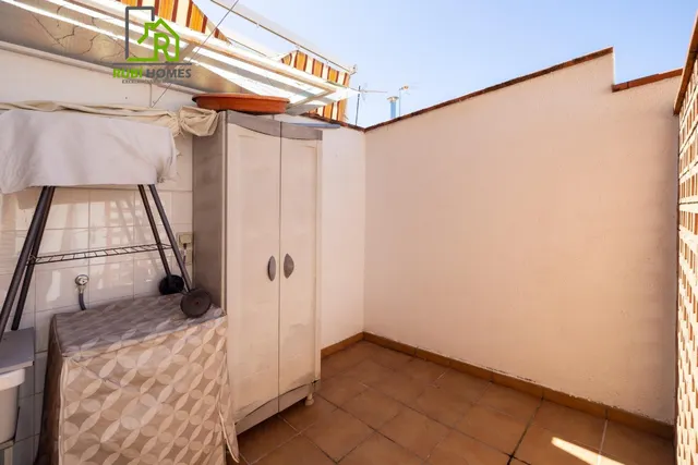 En venta casa unifamiliar en recinto cerrado en Granada capital — 46