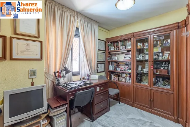 FANTASTICO PISO EN ROTONDA EUROPA — 30