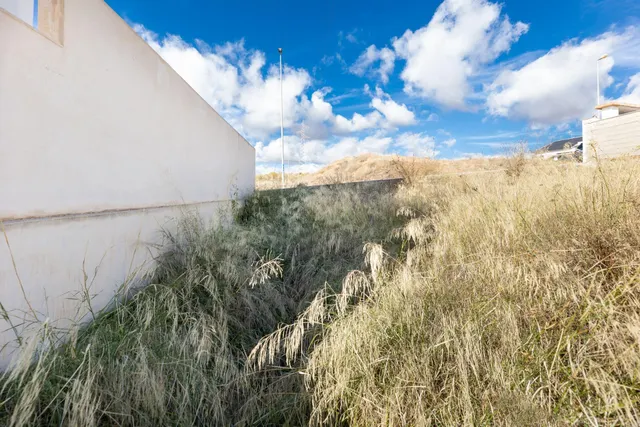 TERRENO A LA VENTA EN PELIGROS — 11