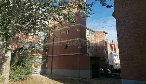 PISO EN VENTA EN HORTALEZA – MADRID | IDEAL PARA REFORMAR A 