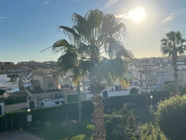 Vivienda soleada en Orihuela Costa — 28