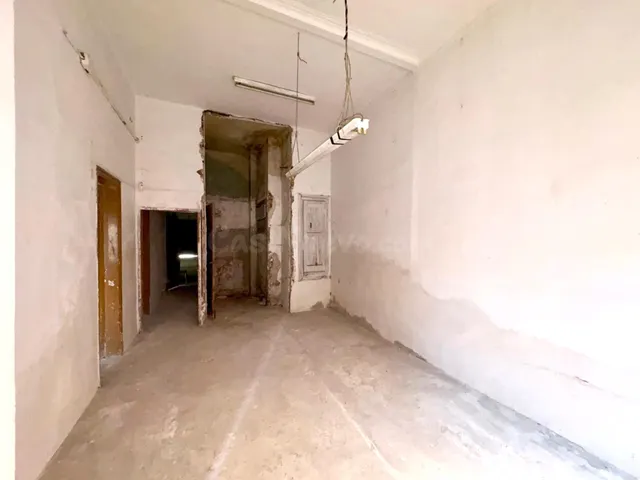 Oportunidad de Reforma Integral en Finca Regia: 192m2 + Jard - foto 5